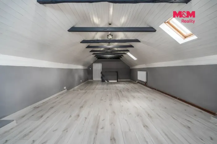 Prodej chalupy, Lužná, Masarykovo nám., 165 m2