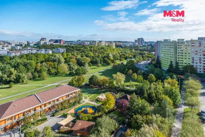 Prodej bytu 2+kk, Praha - Stodůlky, Bronzová, 43 m2