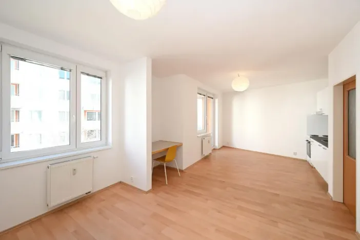 Pronájem bytu 1+kk, Praha - Záběhlice, Ginzova, 40 m2
