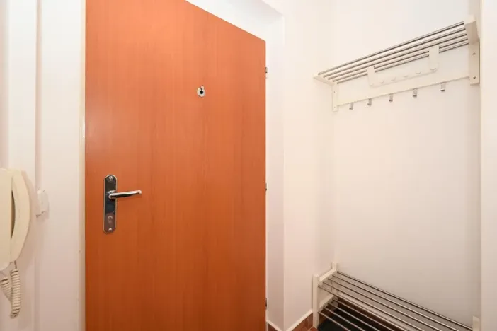Pronájem bytu 1+kk, Praha - Záběhlice, Ginzova, 40 m2