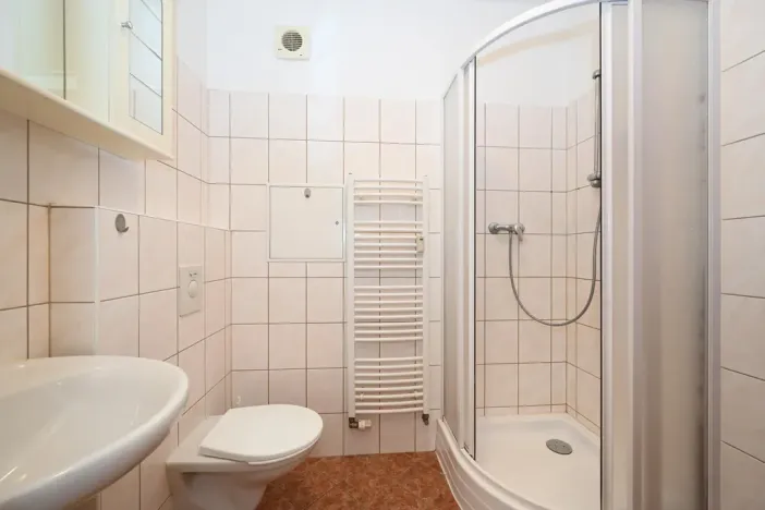 Pronájem bytu 1+kk, Praha - Záběhlice, Ginzova, 40 m2