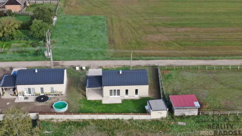 Prodej rodinného domu, Kladruby nad Labem - Bílé Vchynice, 123 m2