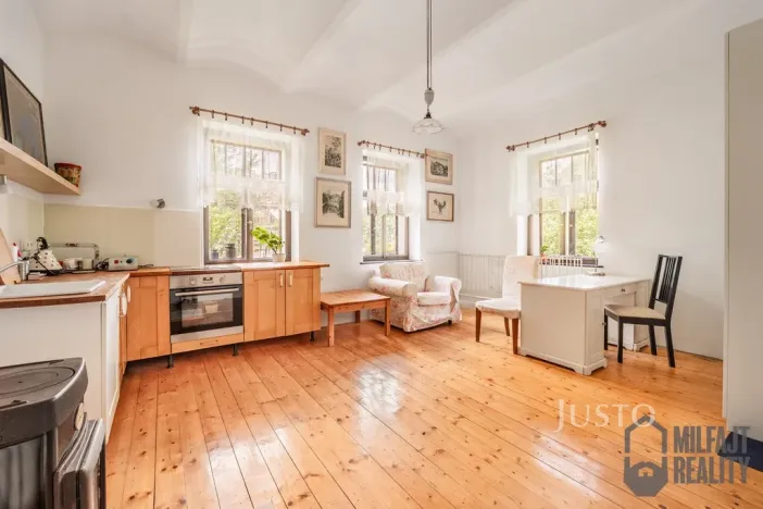 Prodej rodinného domu, Železný Brod, 336 m2