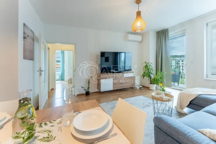 Prodej bytu 3+kk, Praha - Hloubětín, Modrého, 79 m2