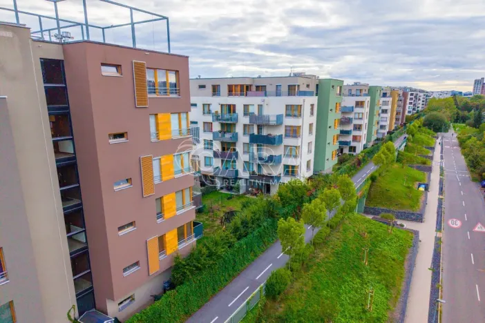 Prodej bytu 3+kk, Praha - Hloubětín, Modrého, 79 m2