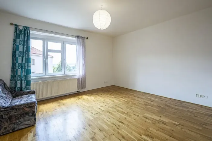Pronájem bytu 1+kk, Praha - Libeň, Krejčího, 30 m2
