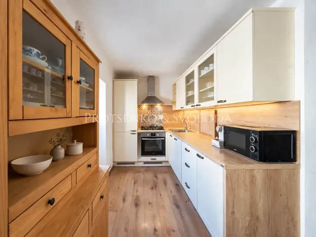 Prodej ubytování, Hluboká nad Vltavou, 174 m2