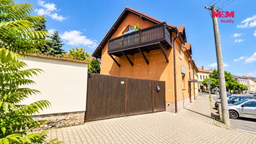 Pronájem bytu 3+kk, Jinočany, Náměstí 5. května, 99 m2