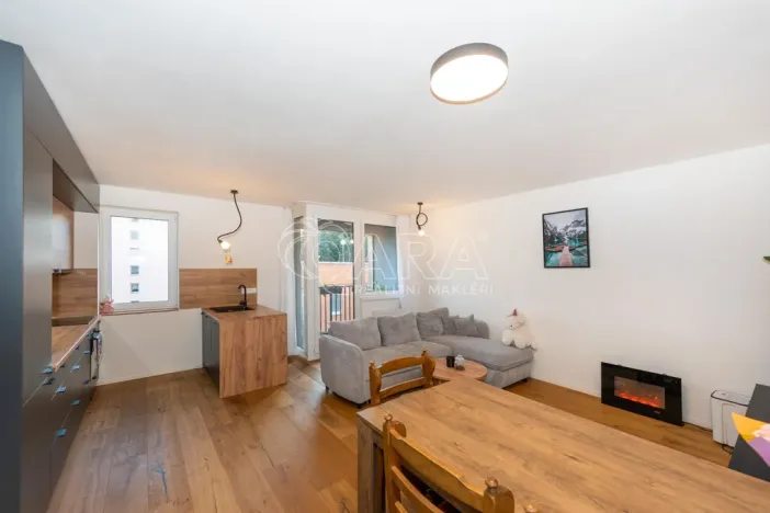 Pronájem bytu 2+kk, Svoboda nad Úpou, Maršovská, 61 m2