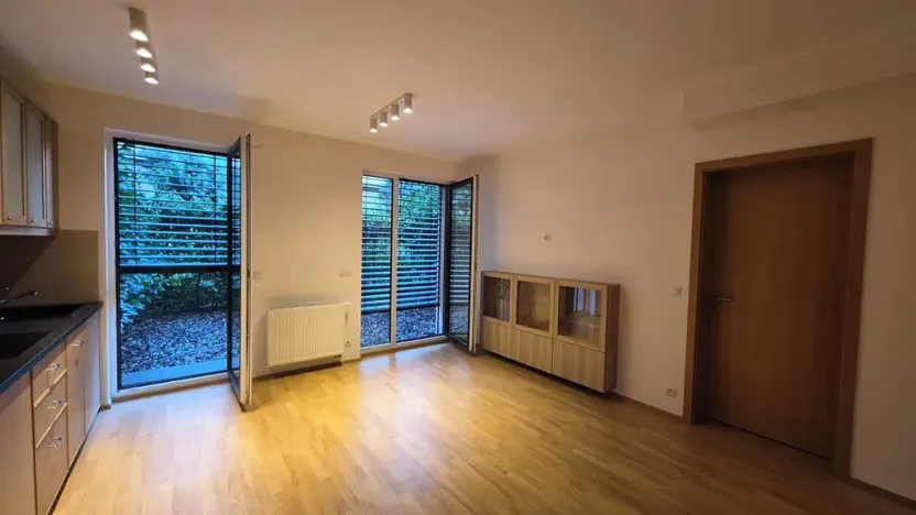 Pronájem bytu 2+kk, Praha - Stodůlky, Petržílkova, 45 m2