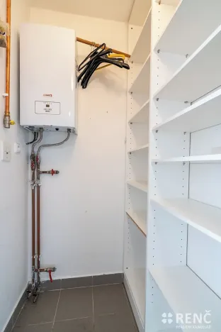 Pronájem bytu 1+1, Drnovice, 52 m2