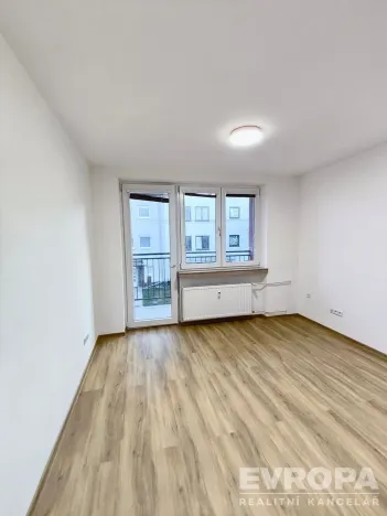 Pronájem bytu 1+kk, Želechovice nad Dřevnicí, Družstevníků, 39 m2