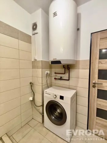 Pronájem bytu 1+kk, Želechovice nad Dřevnicí, Družstevníků, 39 m2