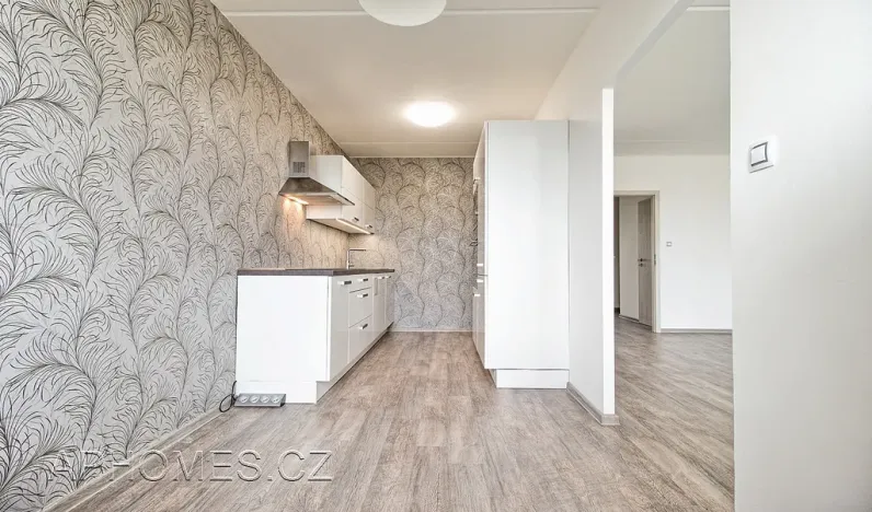 Pronájem bytu 3+1, Praha - Řepy, Mrkvičkova, 71 m2