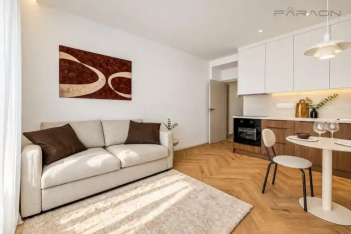 Prodej bytu 1+kk, Praha - Hloubětín, Kolbenova, 29 m2
