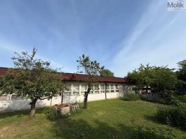 Prodej obchodního prostoru, Libčeves, Sídliště, 2560 m2