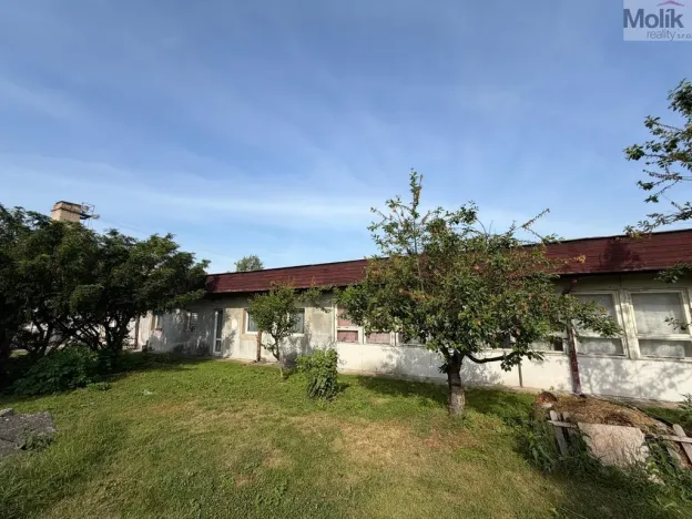 Prodej obchodního prostoru, Libčeves, Sídliště, 2560 m2