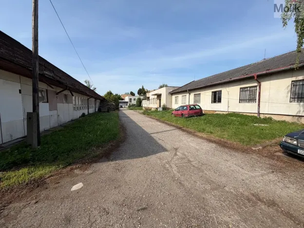 Prodej obchodního prostoru, Libčeves, Sídliště, 2560 m2