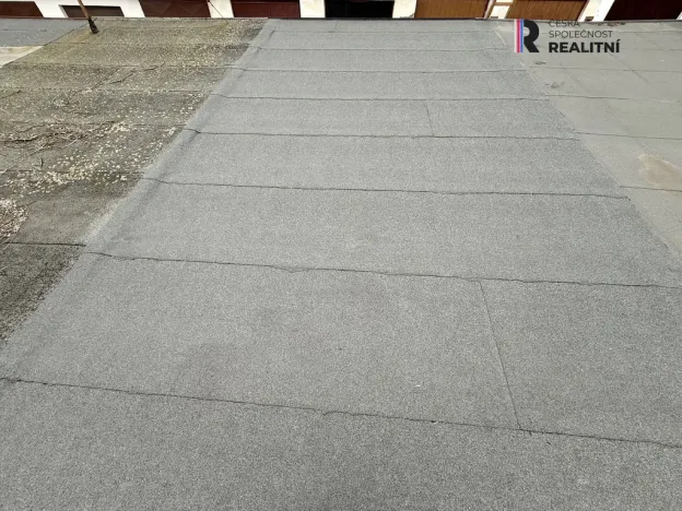 Prodej garáže, Karlovy Vary - Stará Role, Svobodova, 26 m2