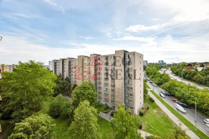 Pronájem bytu 4+kk, Praha - Záběhlice, Svojšovická, 81 m2
