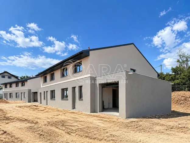 Prodej rodinného domu, Kamenice, 159 m2