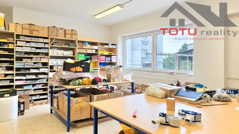 Prodej obchodního prostoru, Kostelec nad Orlicí, Mánesova, 1058 m2