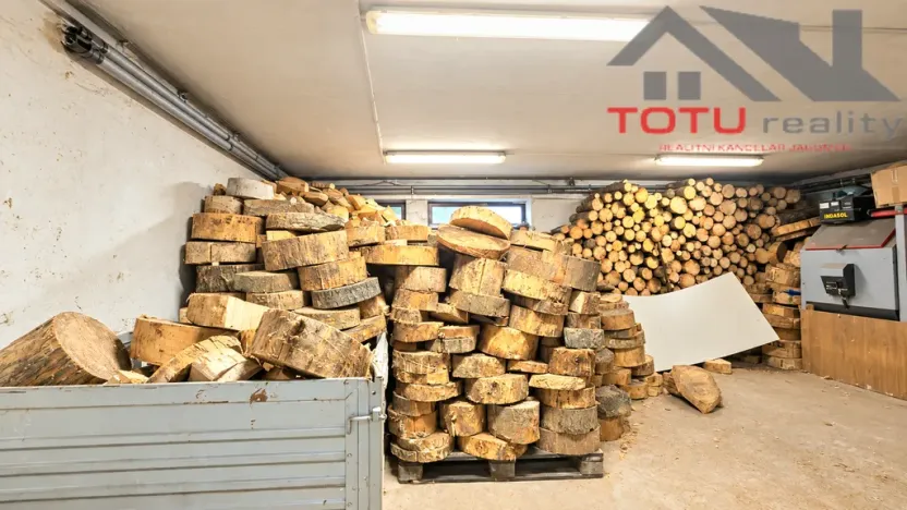 Prodej obchodního prostoru, Kostelec nad Orlicí, Mánesova, 1058 m2
