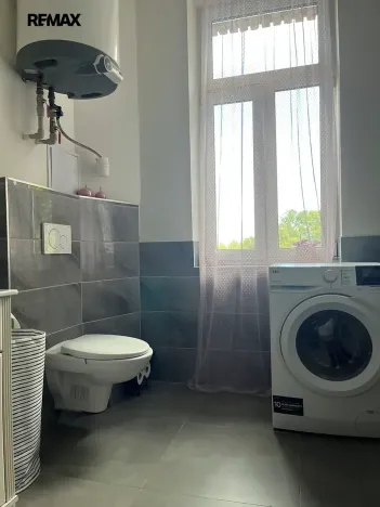 Pronájem bytu 1+kk, Kladno, Uhelná, 30 m2