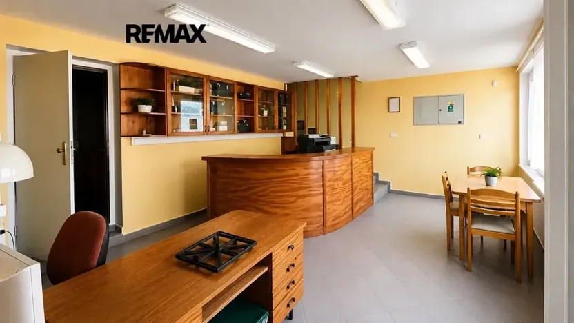 Pronájem kanceláře, Kladno, Vítězná, 314 m2
