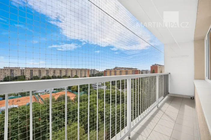 Prodej bytu 2+kk, Praha - Kobylisy, Famfulíkova, 43 m2