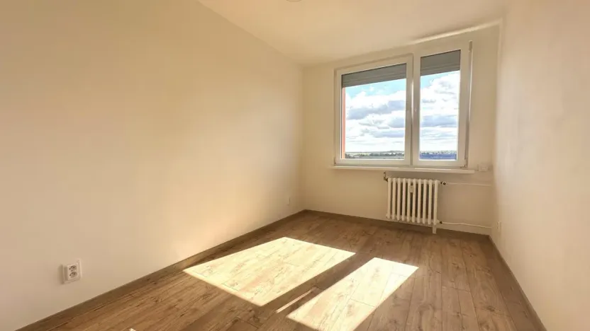 Prodej bytu 2+kk, Kladno - Kročehlavy, Na růžovém poli, 40 m2