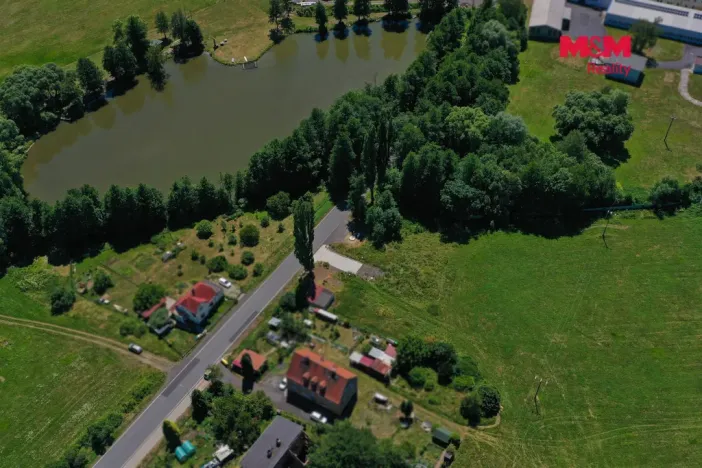Prodej pozemku pro bydlení, Hájek, 985 m2
