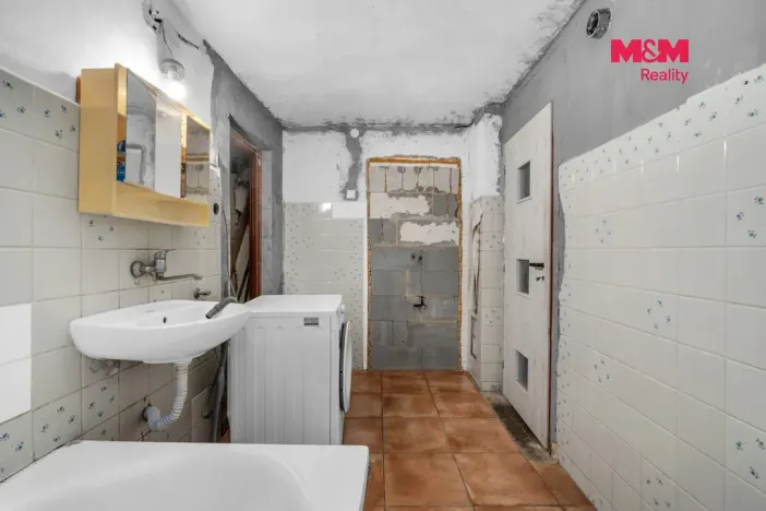 Prodej rodinného domu, Luže - Bělá, 220 m2
