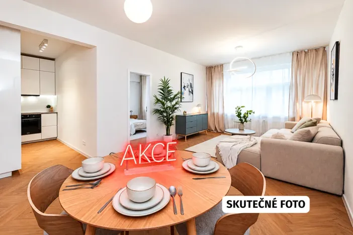 Prodej bytu 3+kk, Praha - Holešovice, Komunardů, 90 m2