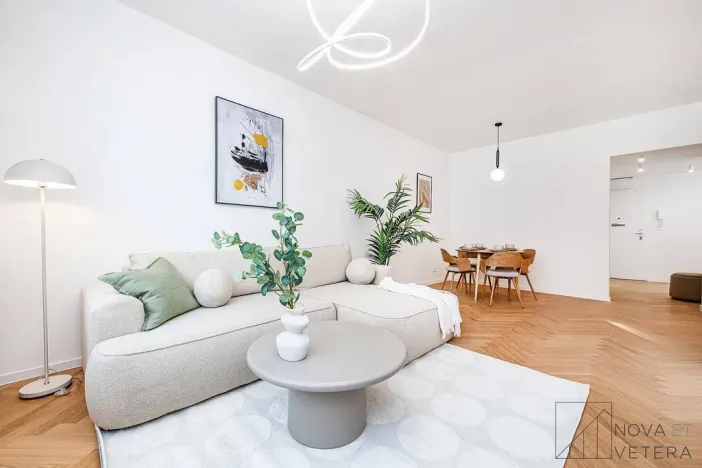 Prodej bytu 3+kk, Praha - Holešovice, Komunardů, 90 m2