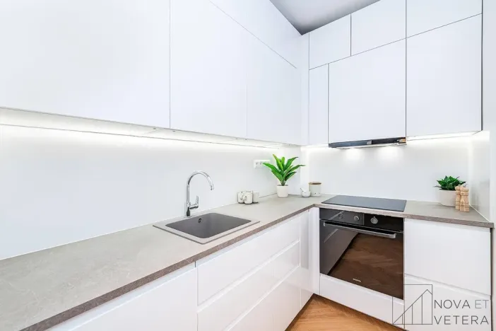 Prodej bytu 3+kk, Praha - Holešovice, Komunardů, 90 m2