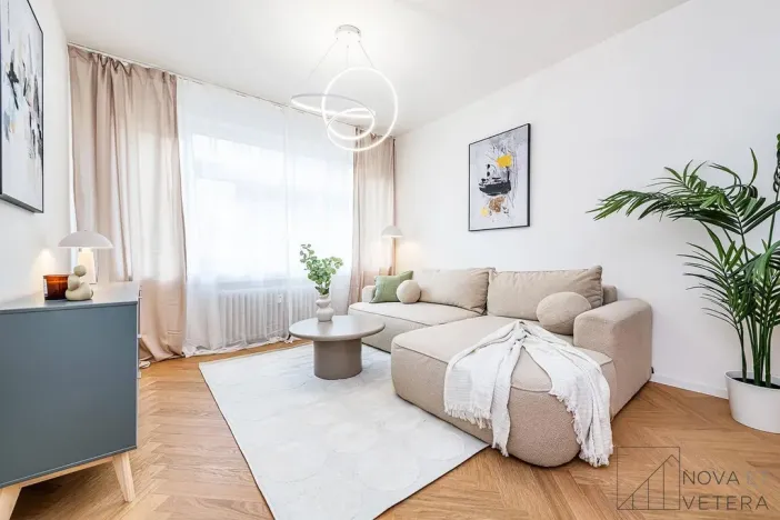 Prodej bytu 3+kk, Praha - Holešovice, Komunardů, 90 m2