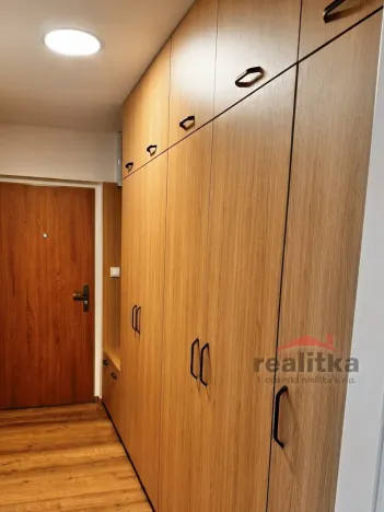 Pronájem bytu 1+1, Opava, Zeyerova, 35 m2