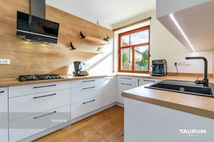 Prodej bytu 3+1, Rokycany - Nové Město, Dvořákova, 93 m2