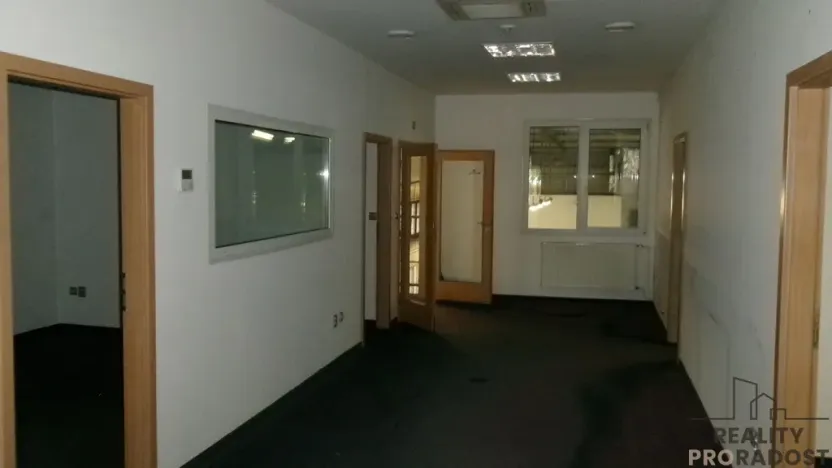 Pronájem skladu, Brno - Horní Heršpice, 1000 m2