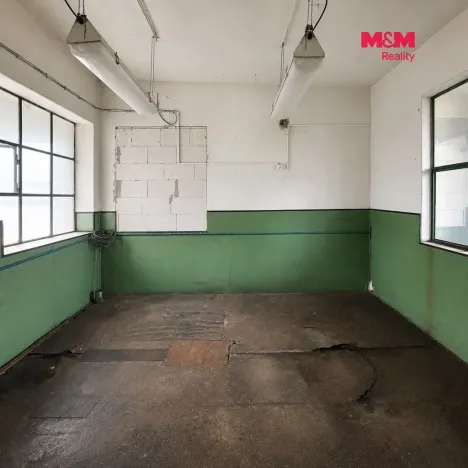Pronájem kanceláře, Moravany - Platěnice, 139 m2