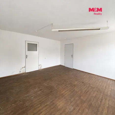 Pronájem kanceláře, Moravany - Platěnice, 158 m2