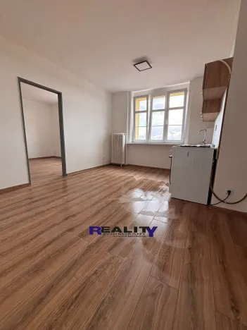 Pronájem bytu 1+1, Žatec, Dukelská, 44 m2