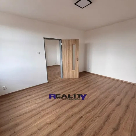 Pronájem bytu 1+1, Žatec, Dukelská, 44 m2