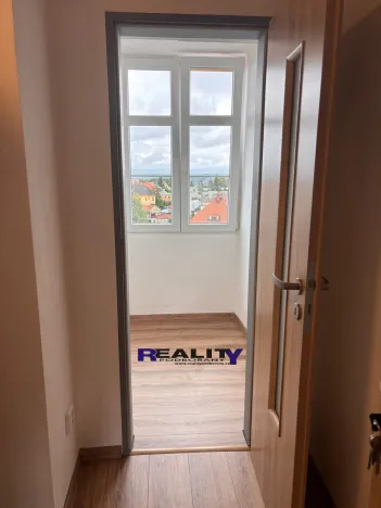 Pronájem bytu 1+1, Žatec, Dukelská, 44 m2