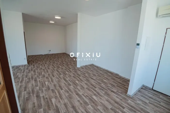 Pronájem bytu 2+kk, Hrušovany nad Jevišovkou, náměstí Míru, 64 m2