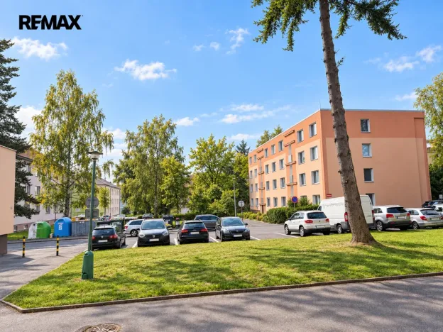Prodej bytu 1+1, Karlovy Vary - Stará Role, Fibichova, 35 m2