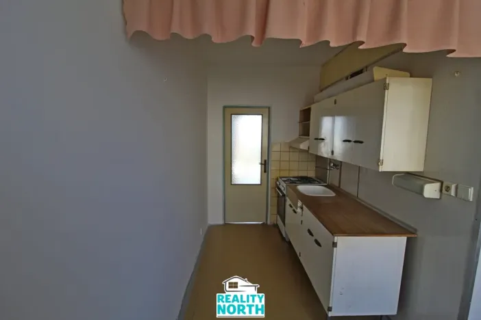 Prodej bytu 2+1, Chomutov, Kyjická, 59 m2