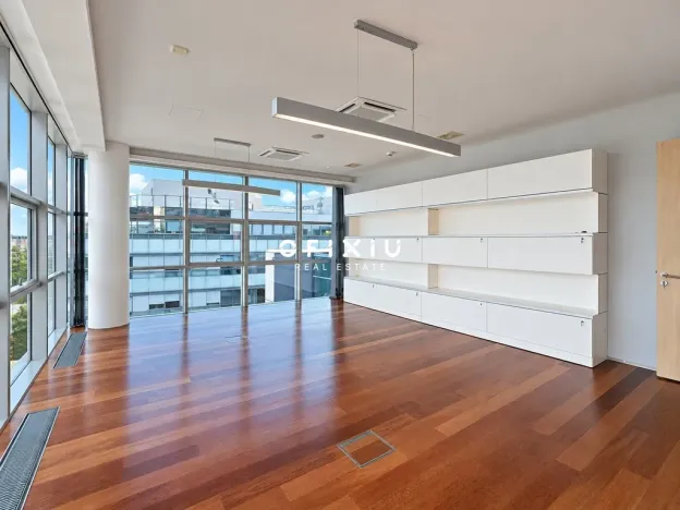 Pronájem kanceláře, Praha - Smíchov, Karla Engliše, 589 m2
