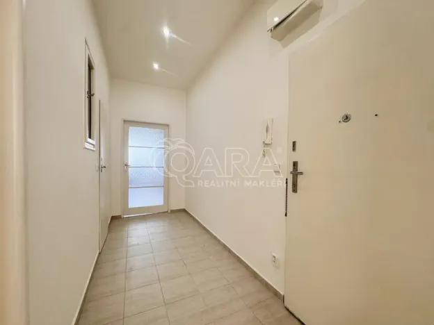 Pronájem bytu 2+kk, Praha - Nové Město, Žitná, 45 m2
